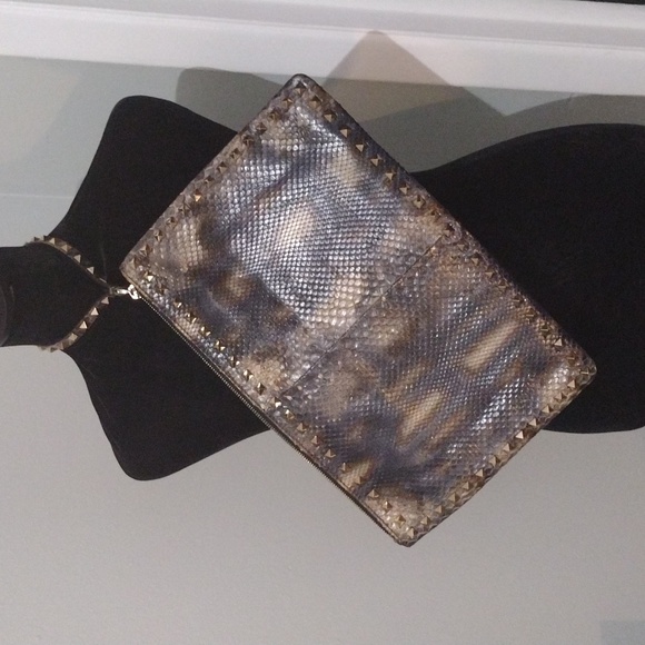Valentino Garavani Genuine Reptile Skin Clutch - Picture 3 of 17
